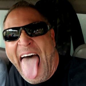 Meet your Posher, Lee